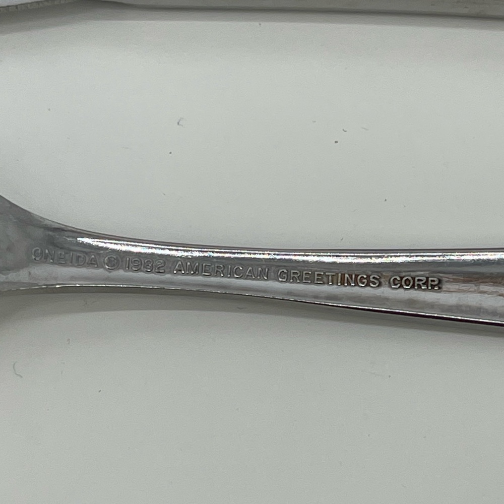 1982 Oneida Strawberry Shortcake Children's Stainles Steel Fork and Knife - Picture 3 of 5